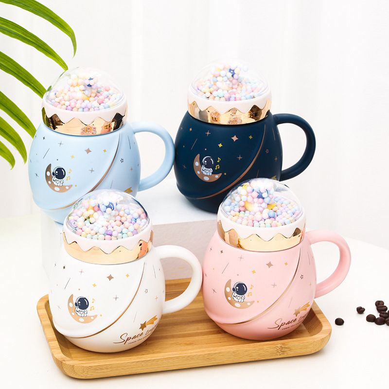 Mug en céramique avec couvercle 450 ml